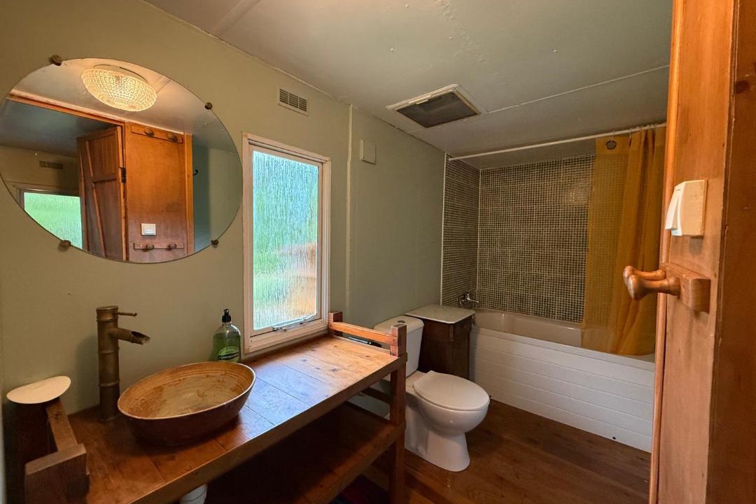 Photo of Bathroom in Montbrun-Bocage