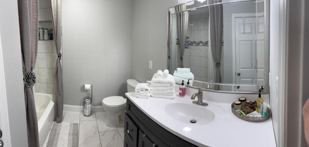 Photo of Bathroom in Seymour