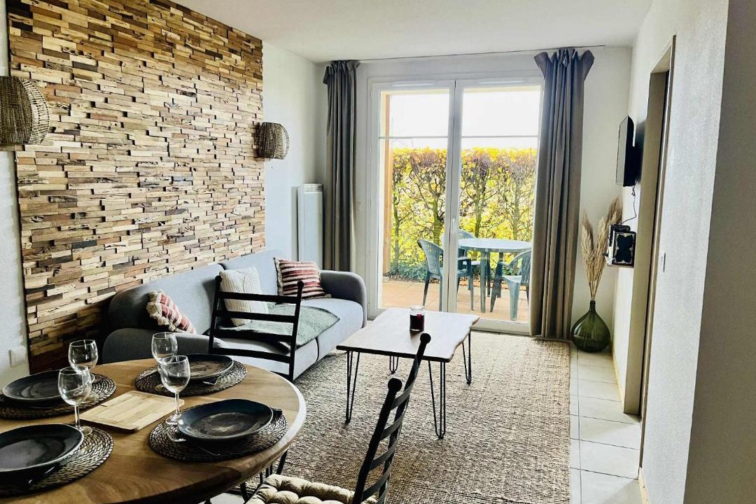 Photo of Others in Levernois