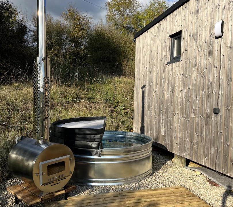 Photo of Others in Salives