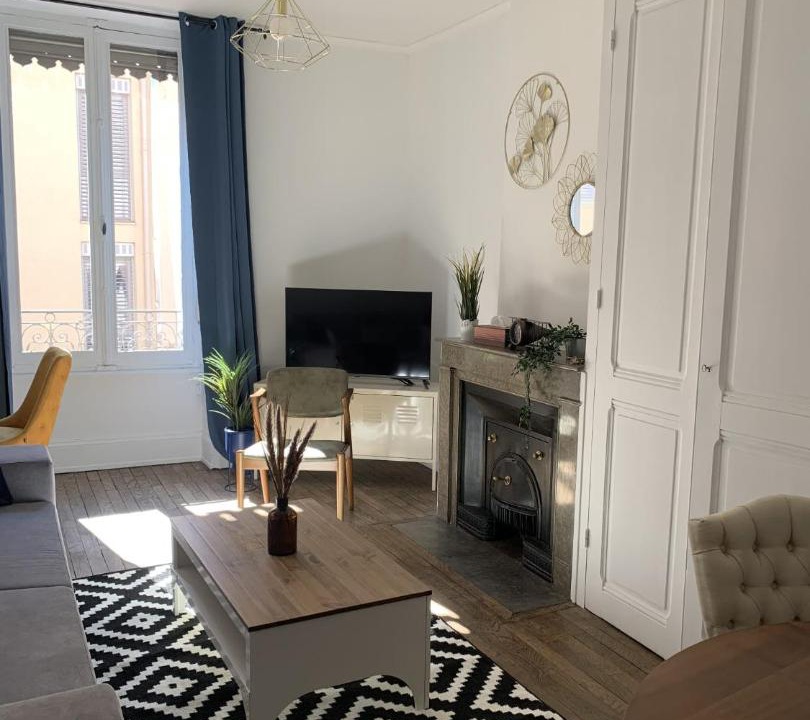 Photo of Others in Cusset