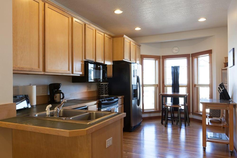 Photo of Kitchen in Hood River