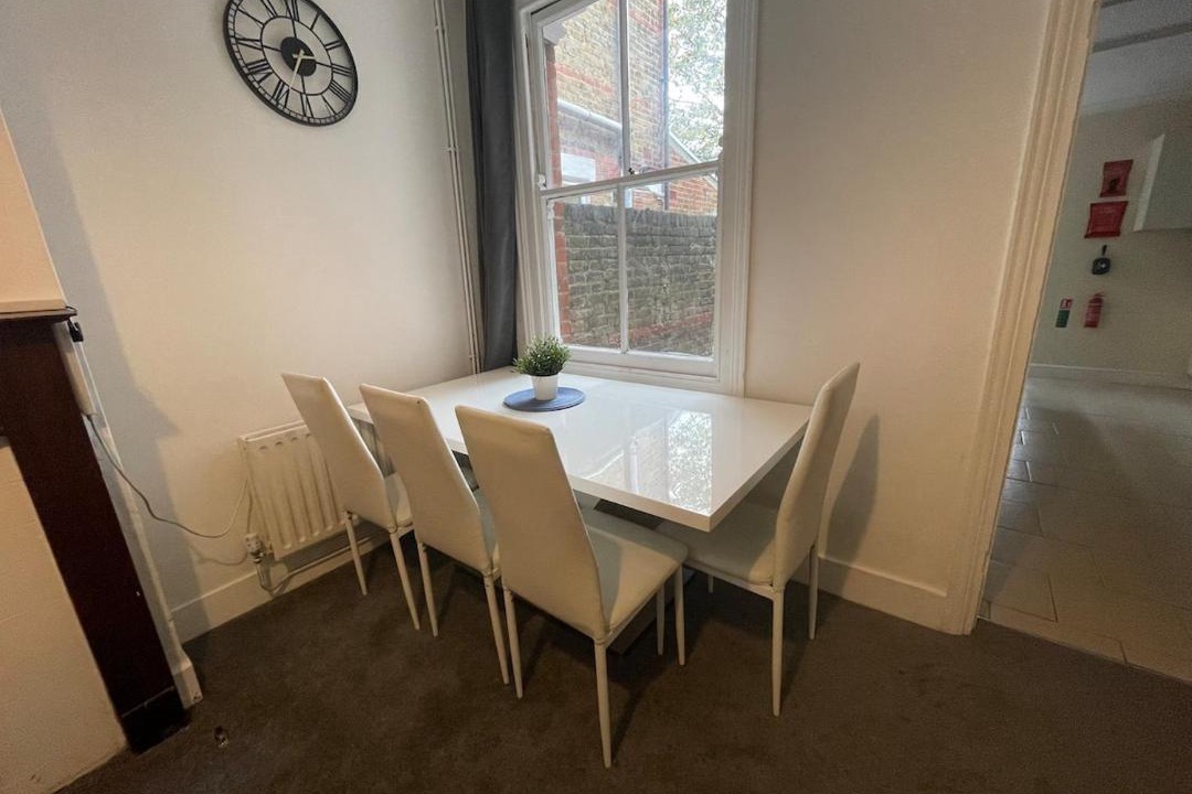 Photo of Others in Gravesend