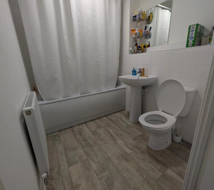 Photo of Bathroom in Reading