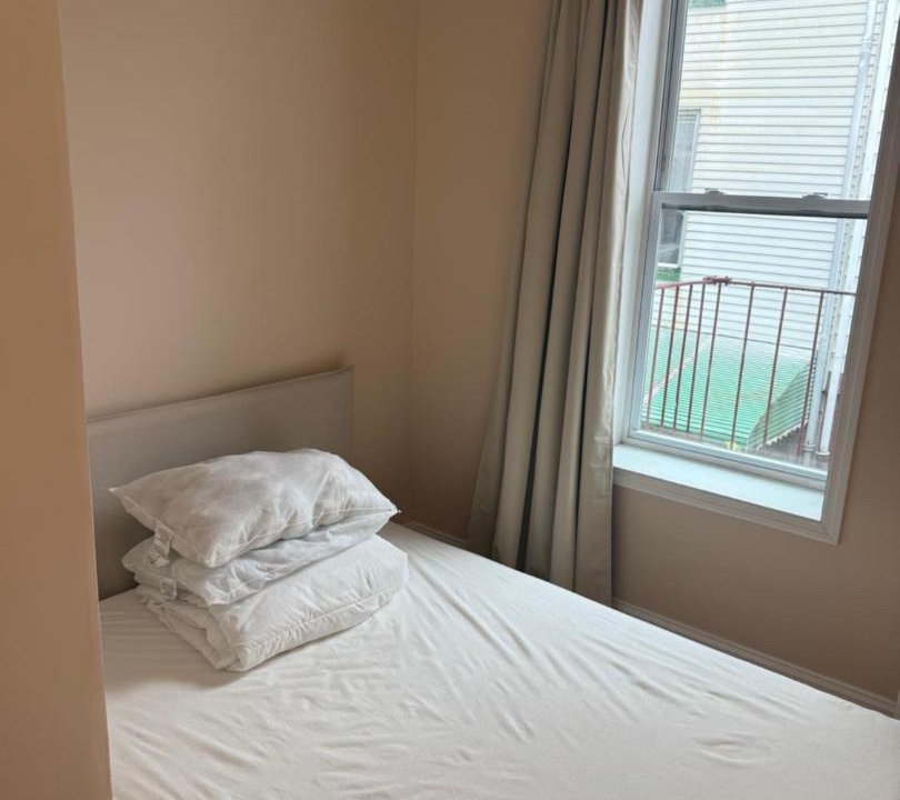 Photo of Bedroom in Manhattan Beach