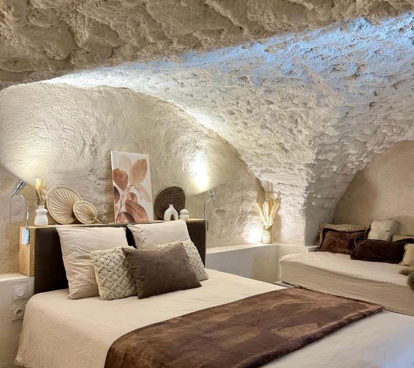 Photo of Others in Saint-Cyr