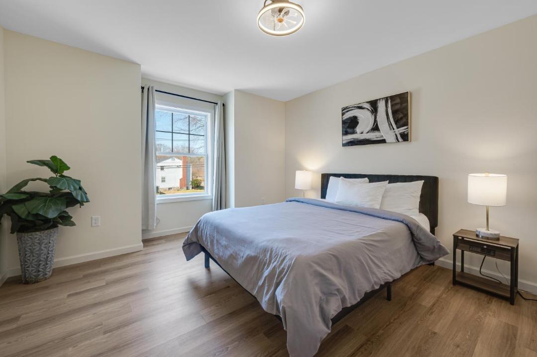 Photo of Bedroom in Maple Hill