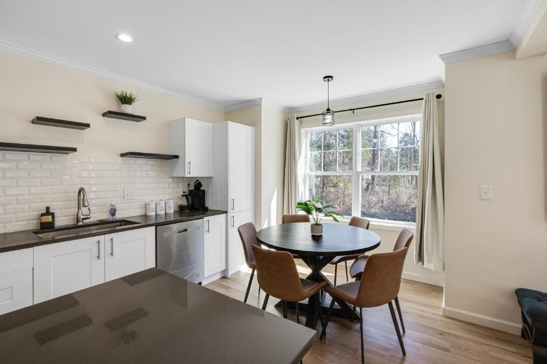 Photo of Others in Maple Hill