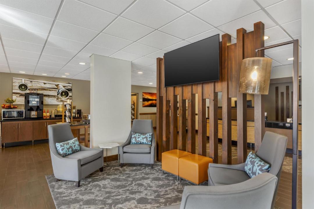 Photo of Others in Marietta-Alderwood