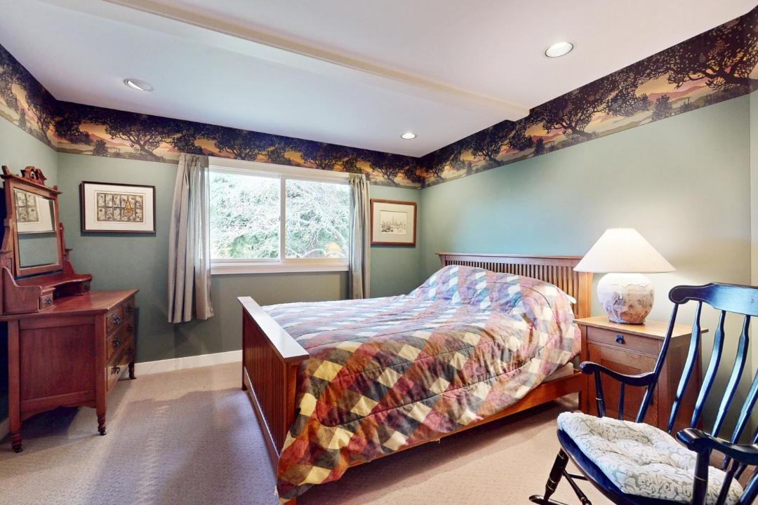 Photo of Bedroom in Lummi Island