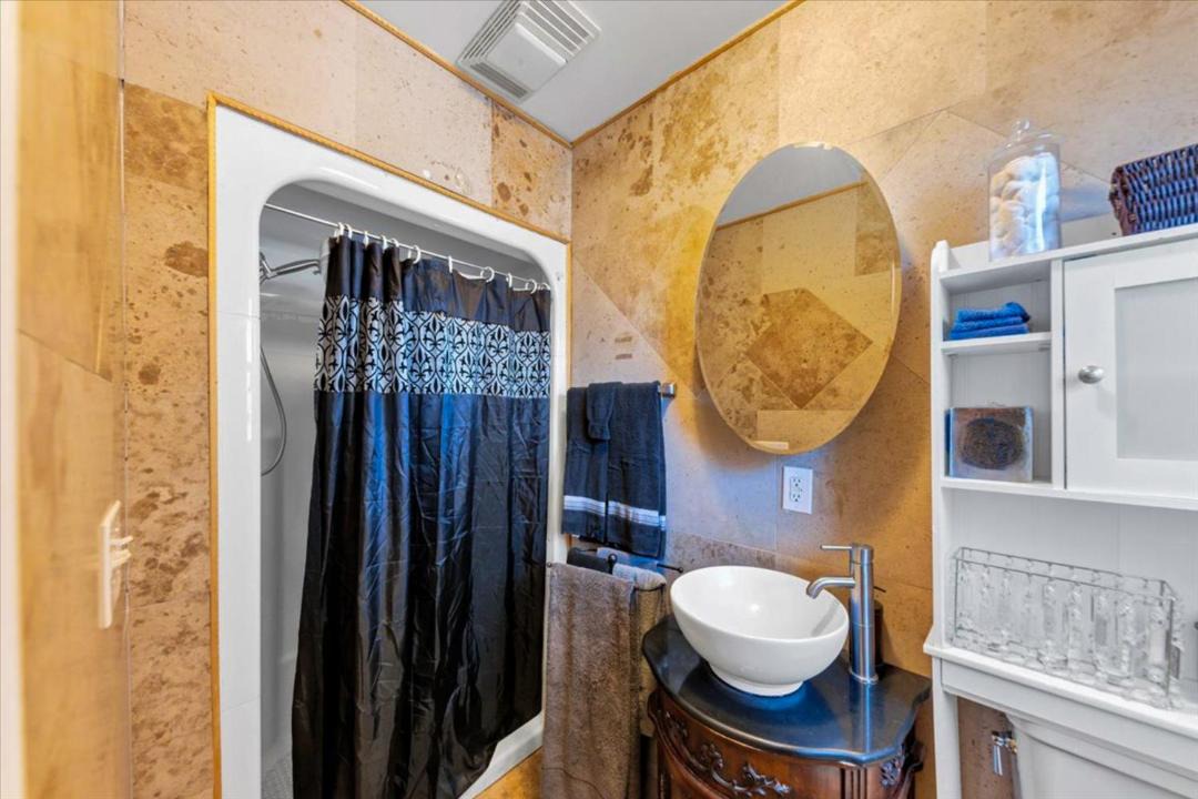 Photo of Bathroom in Buford Highway