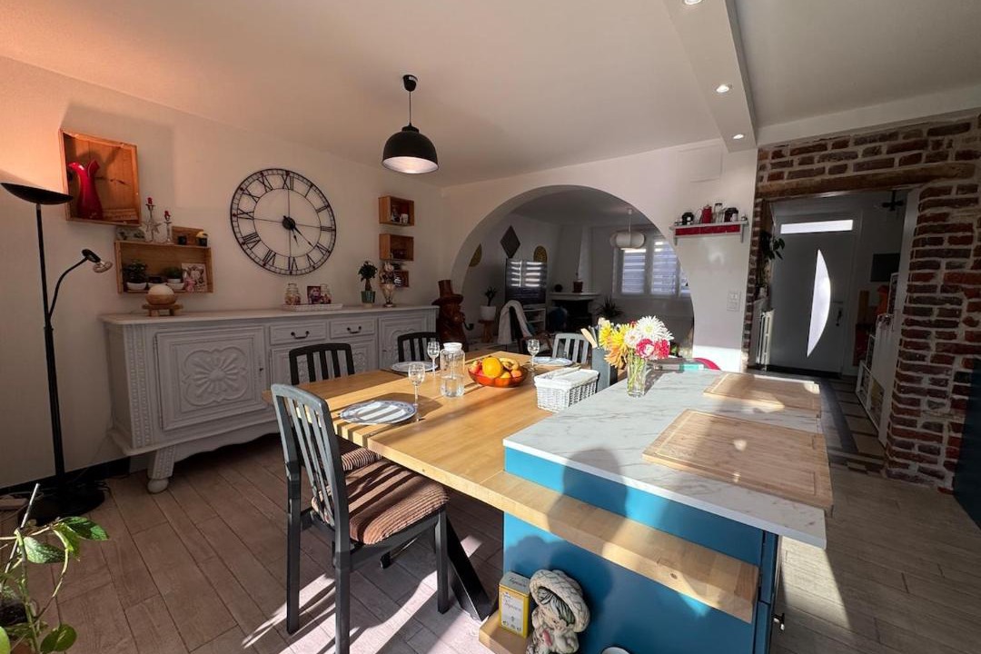 Photo of Kitchen in Miroir - Batignolles