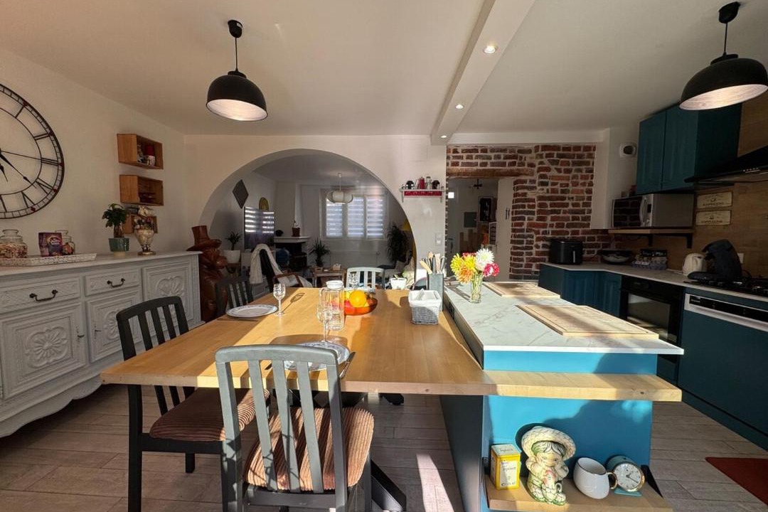 Photo of Kitchen in Miroir - Batignolles