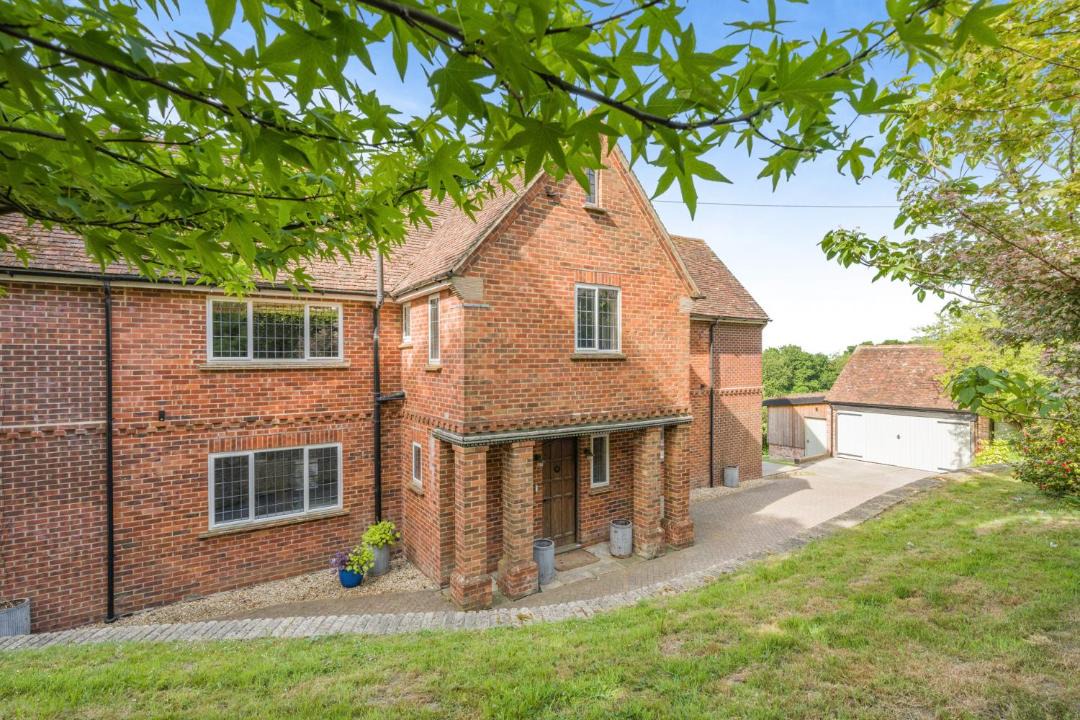 Photo of Others in East Knoyle