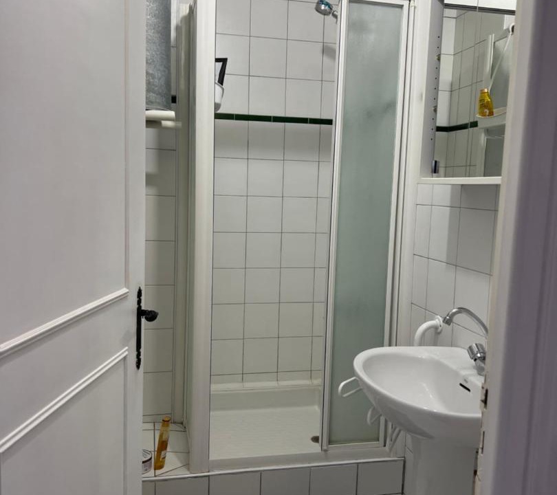 Photo of Bathroom in Coulmier-le-Sec