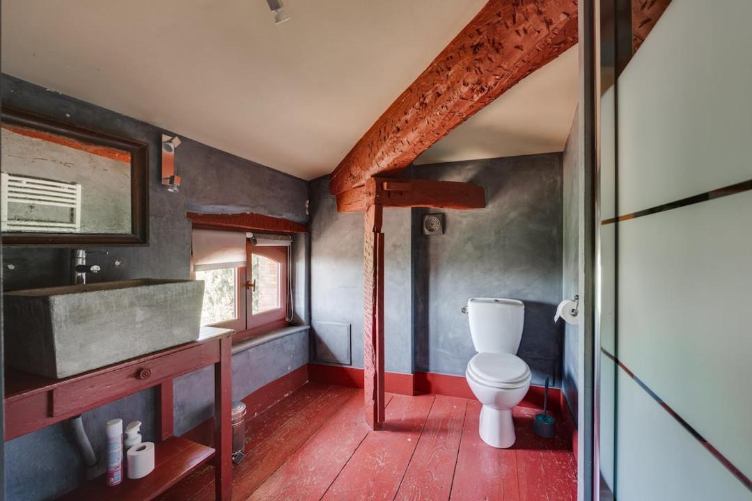 Photo of Bathroom in Auragne