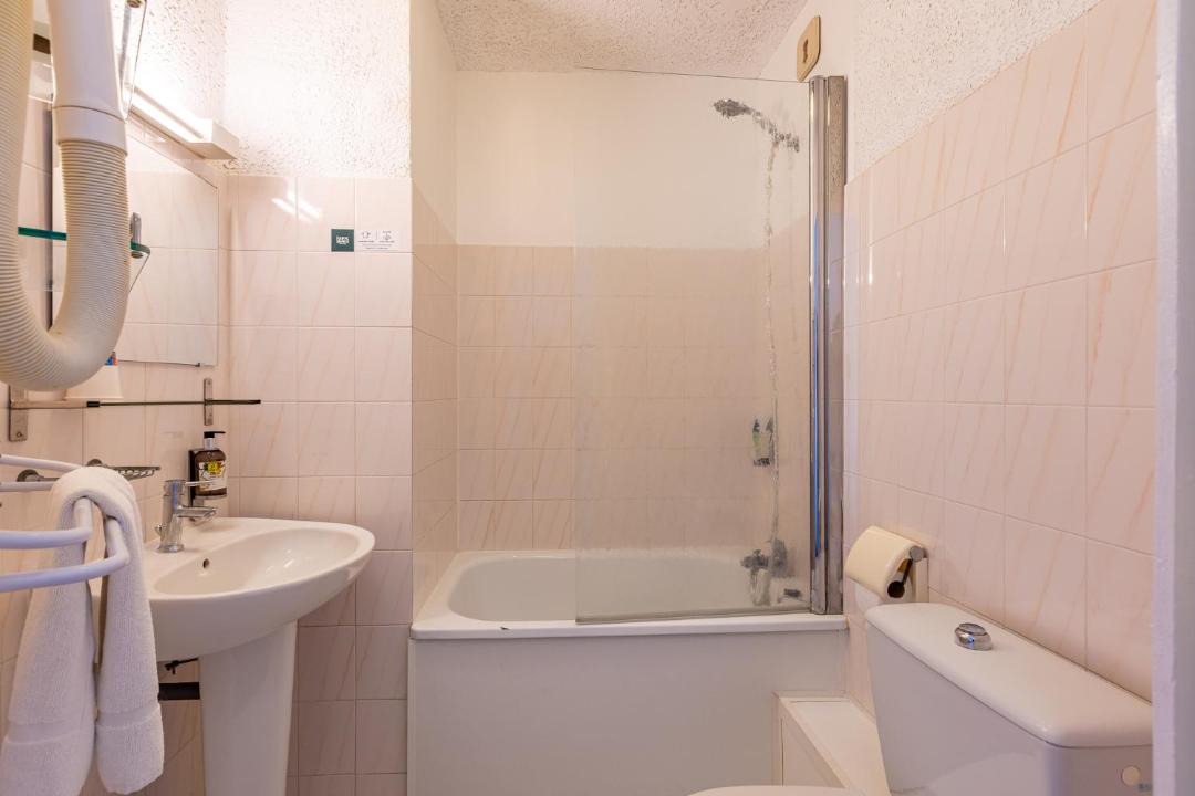 Photo of Bathroom in Saint-Gilles