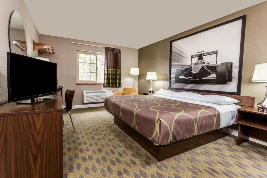 Photo of Bedroom in Willows