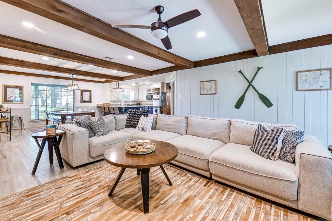 Photo of Livingroom in Mead