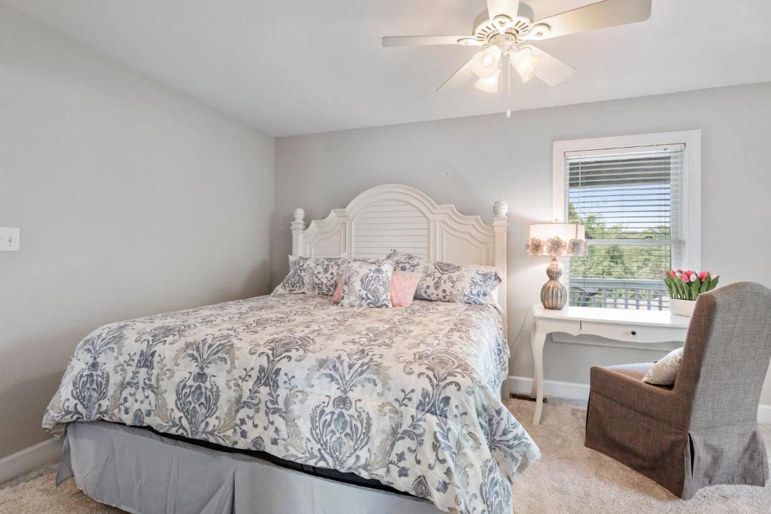 Photo of Bedroom in Sea Scape
