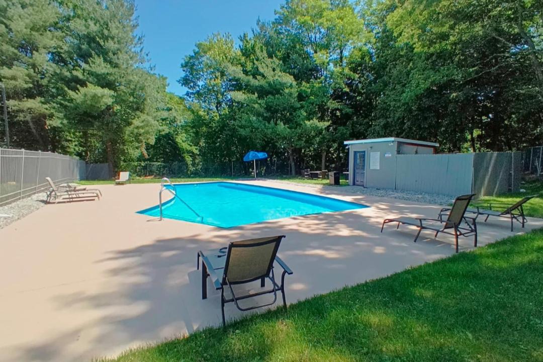 Photo of Others in Spring Valley