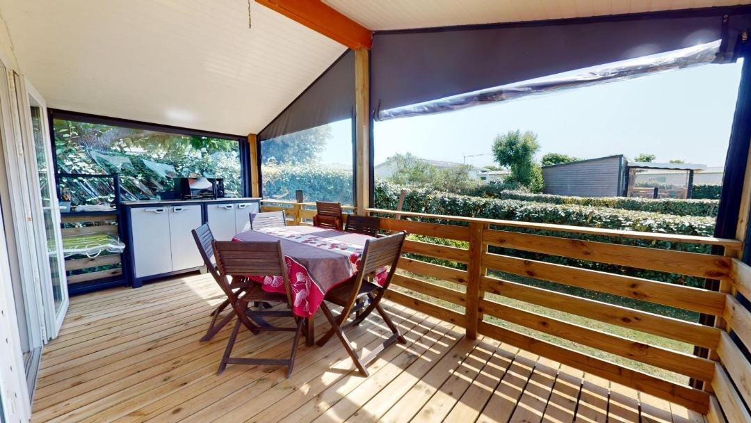 Photo of Patio Balcony in Brem Sur Mer