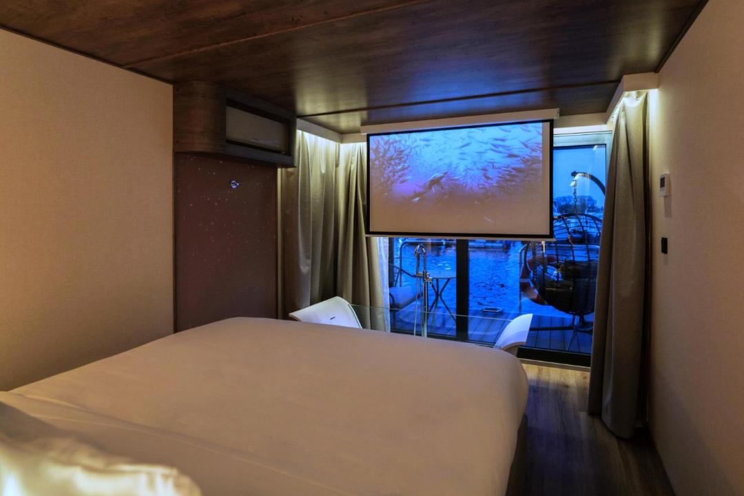 Photo of Bedroom in L'Isle-Adam