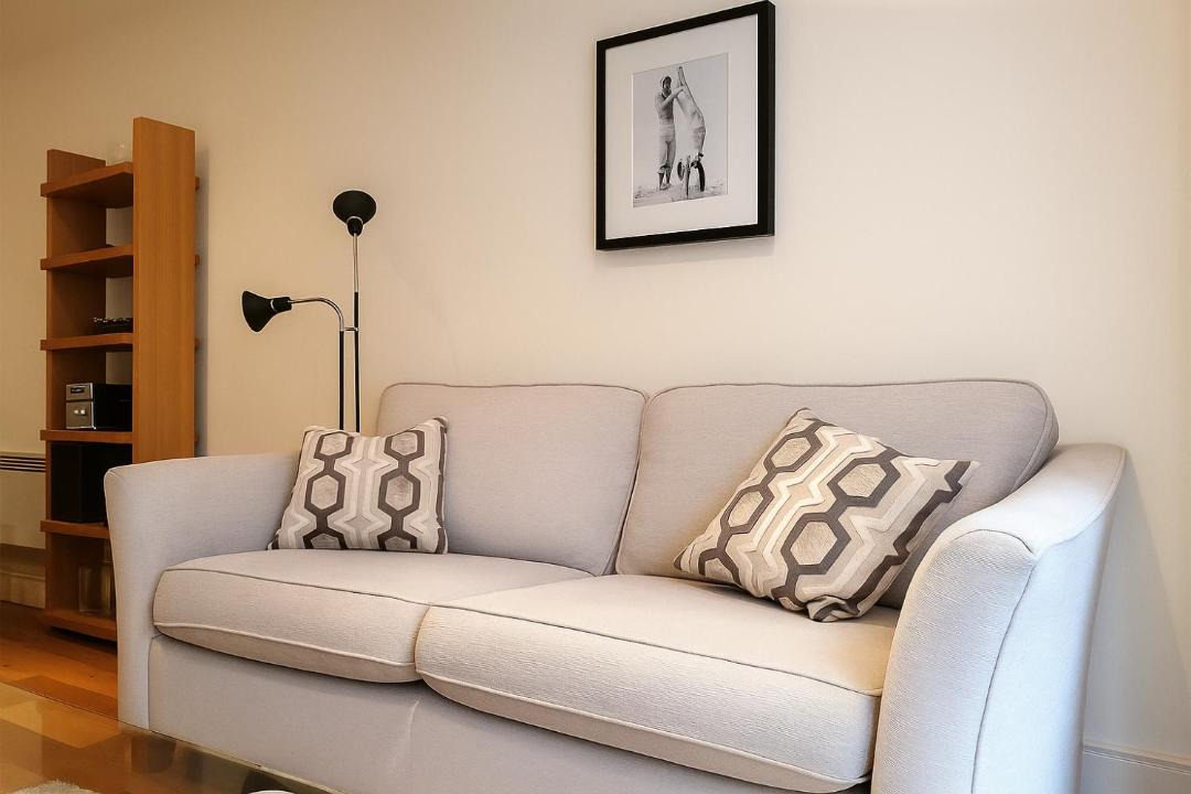 Photo of Others in Tower Hill