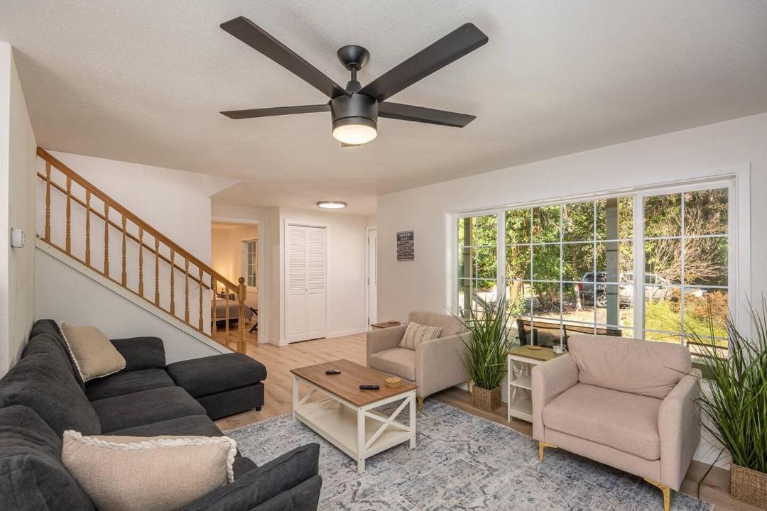 Photo of Others in McKenzie Bridge