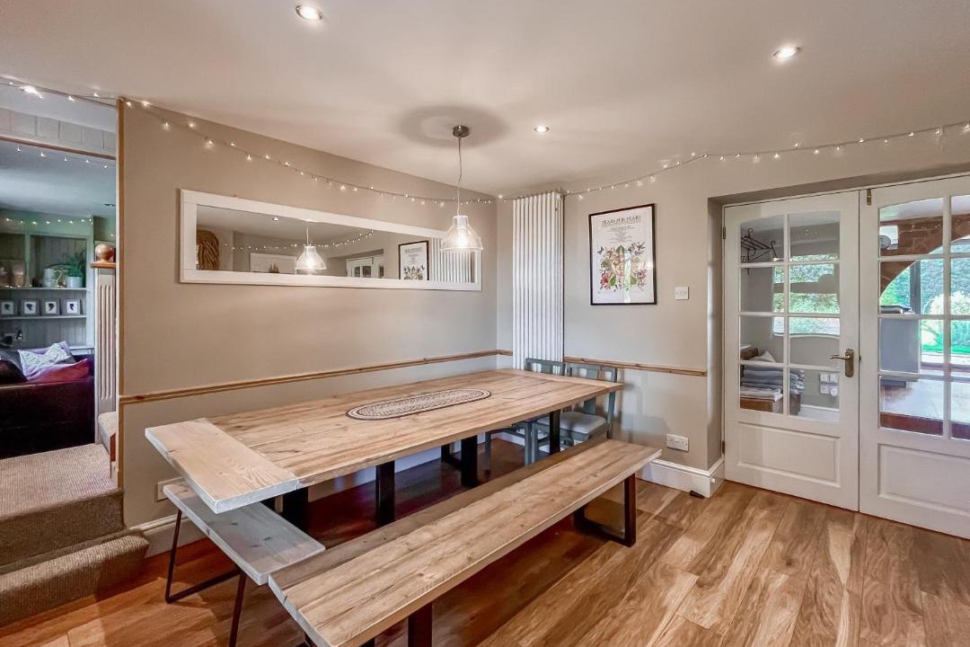 Photo of Others in Trowle Common