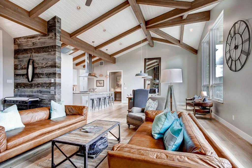 Photo of Livingroom in Christie Heights