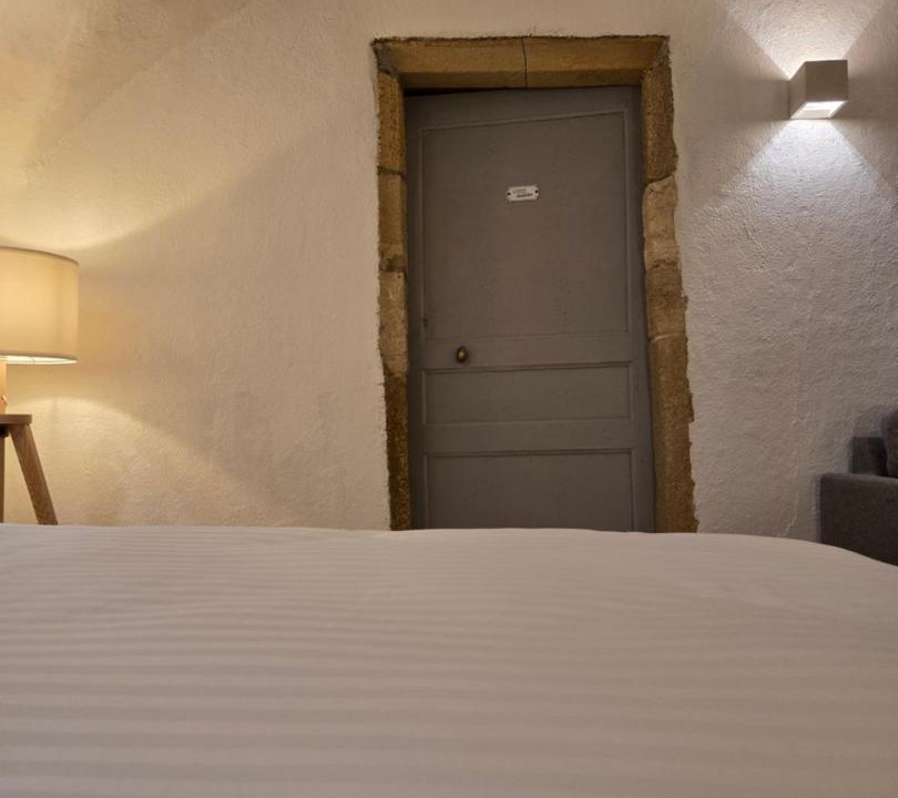 Photo of Bedroom in Saint-Saturnin