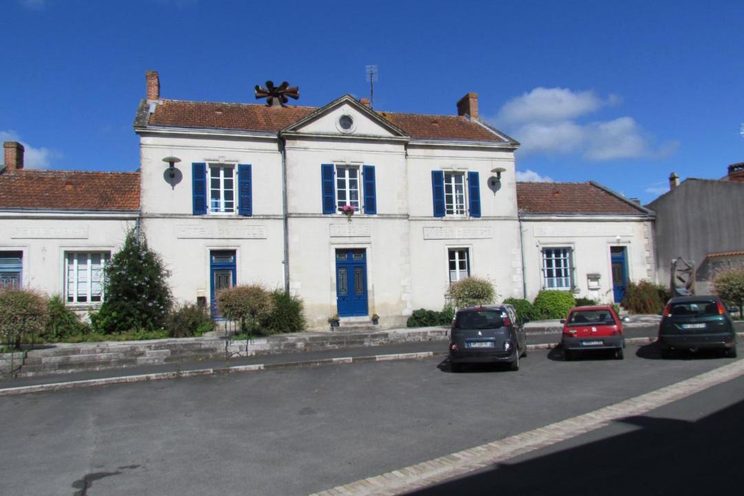 Photo of Buildings in Foussais-Payre