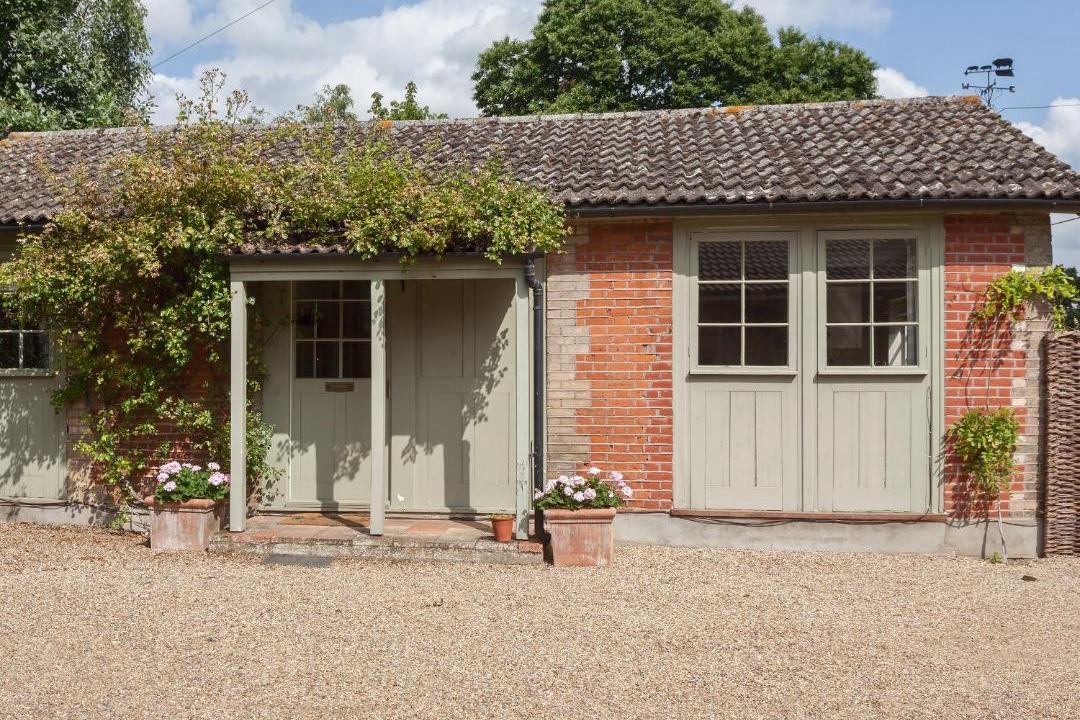 Photo of Others in Tattingstone