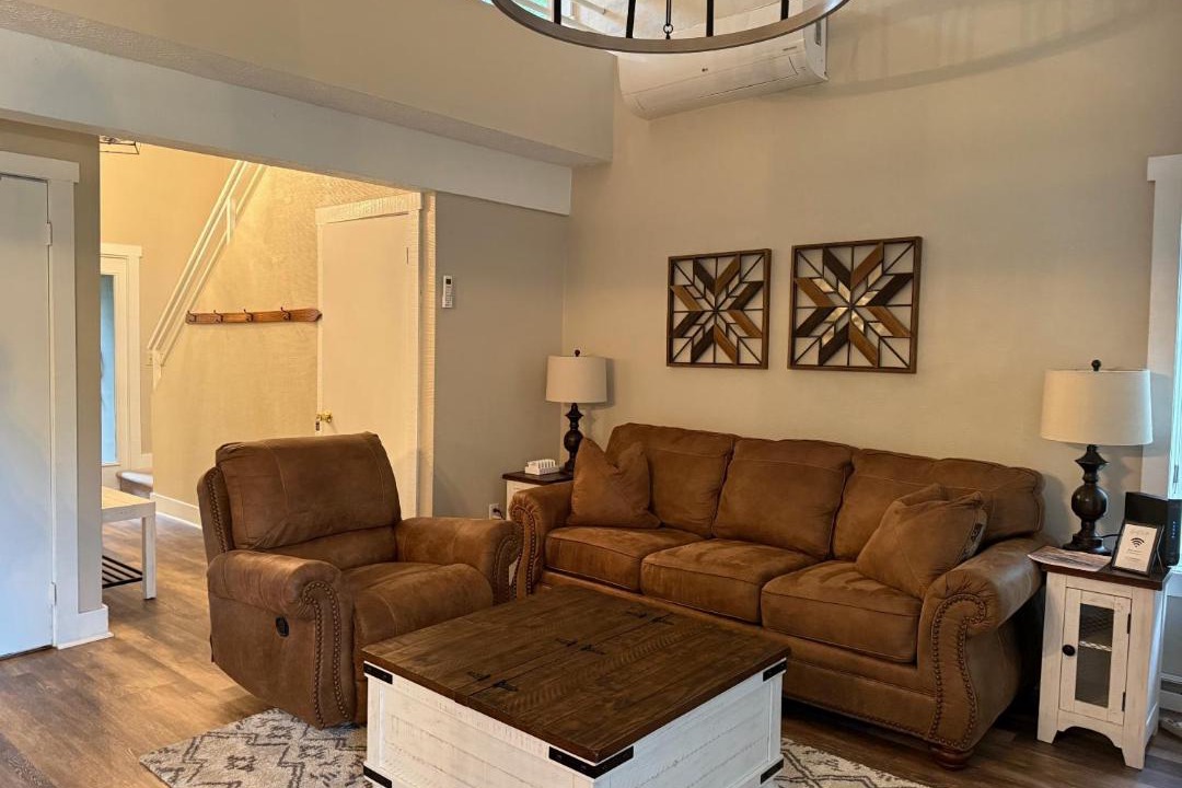 Photo of Others in White Haven