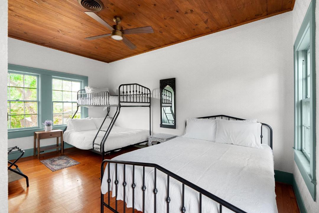 Photo of Bedroom in Buda
