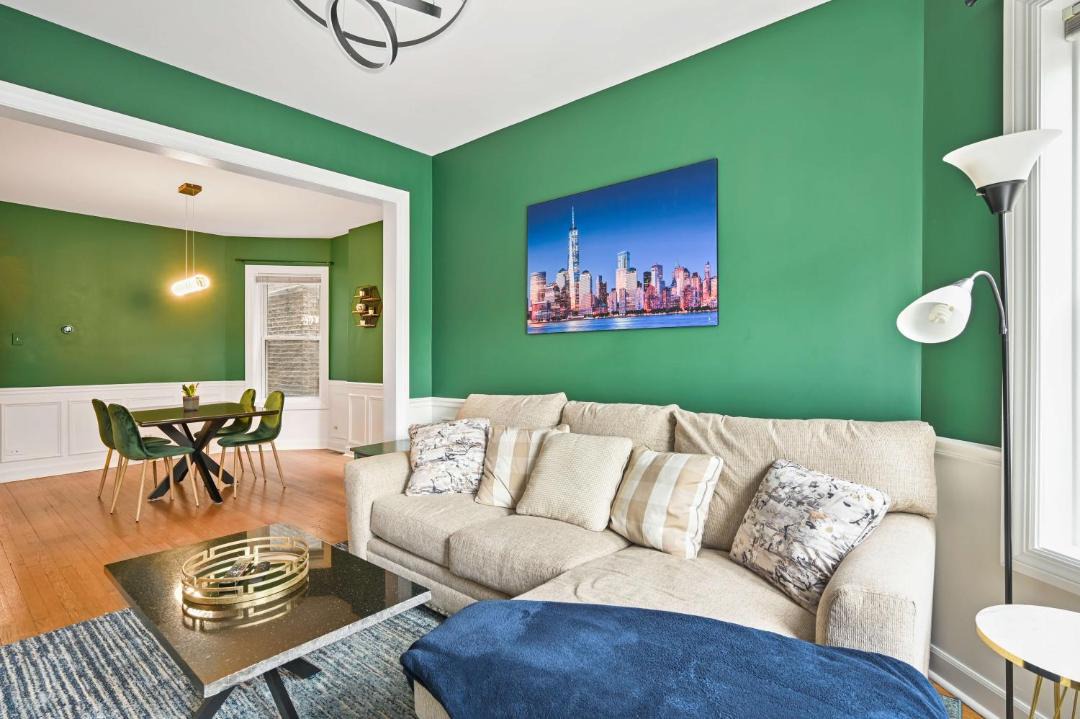 Photo of Others in Lakeview