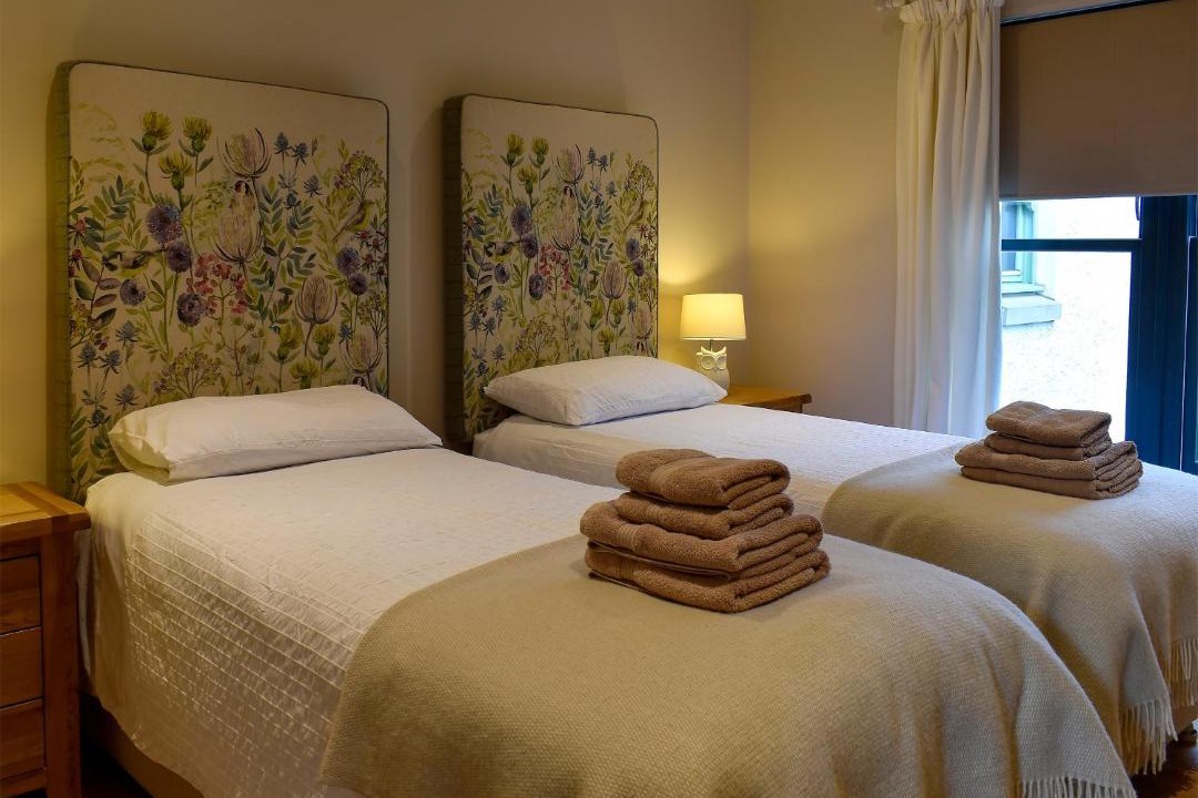 Photo of Others in Linlithgow