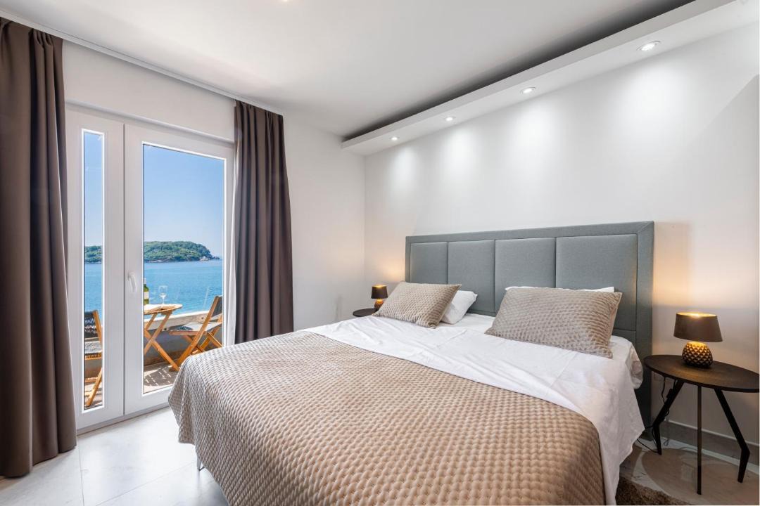 Photo of Bedroom in Molunat