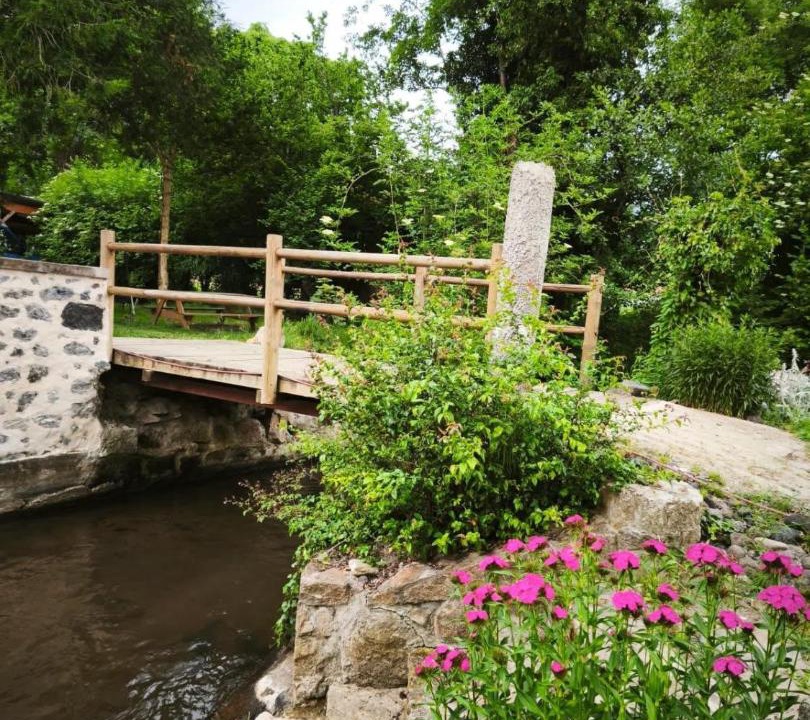 Photo of Others in Veyre-Monton