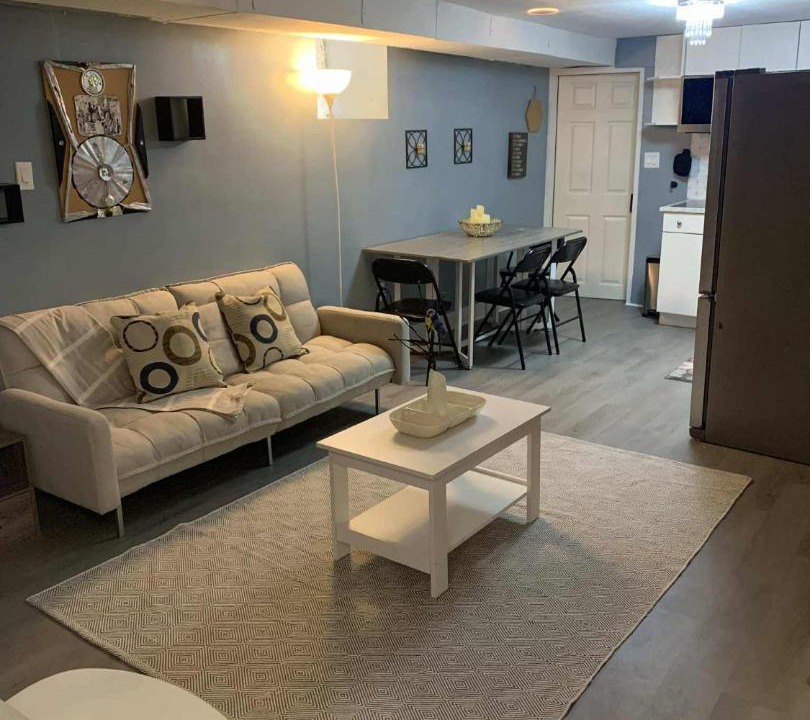 Photo of Livingroom in East Lansdowne