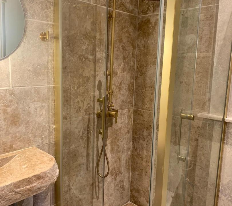 Photo of Bathroom in Mer