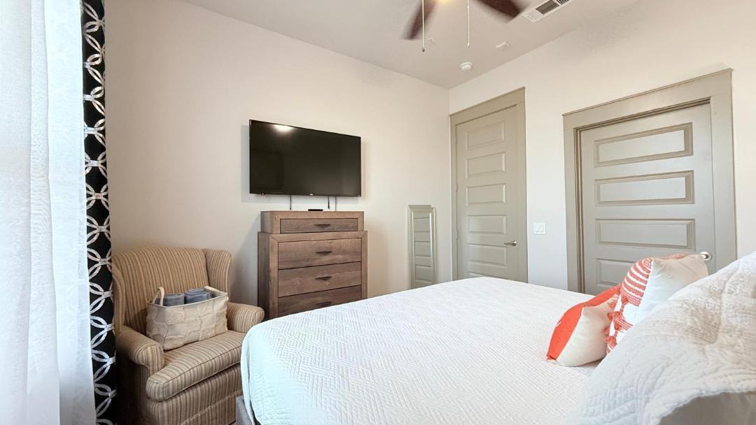 Photo of Bedroom in East Downtown Houston
