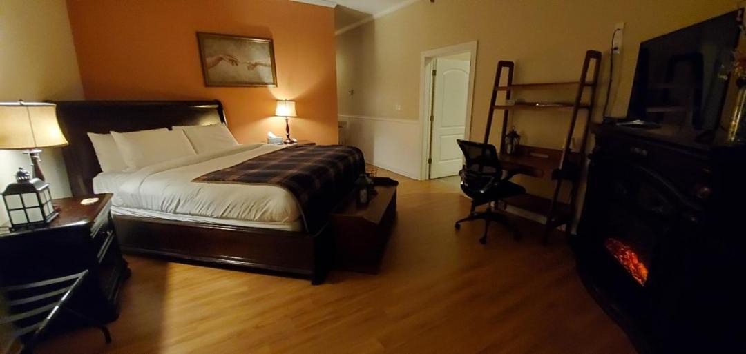 Photo of Bedroom in Lynchburg