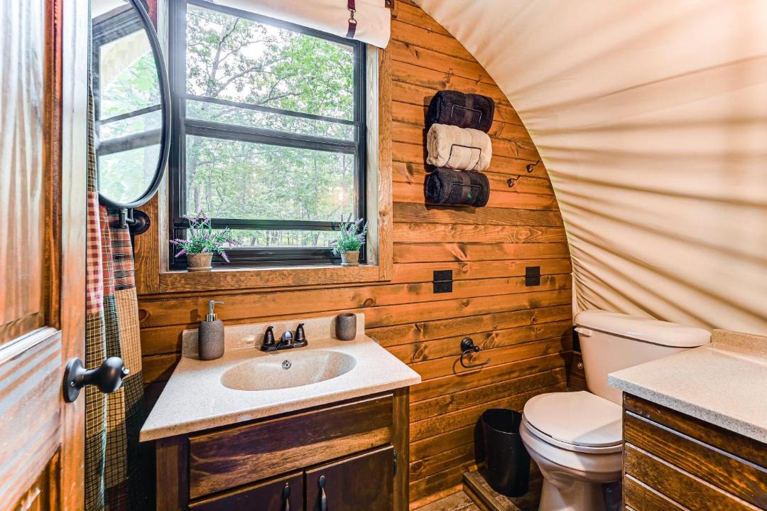 Photo of Bathroom in Hochatown