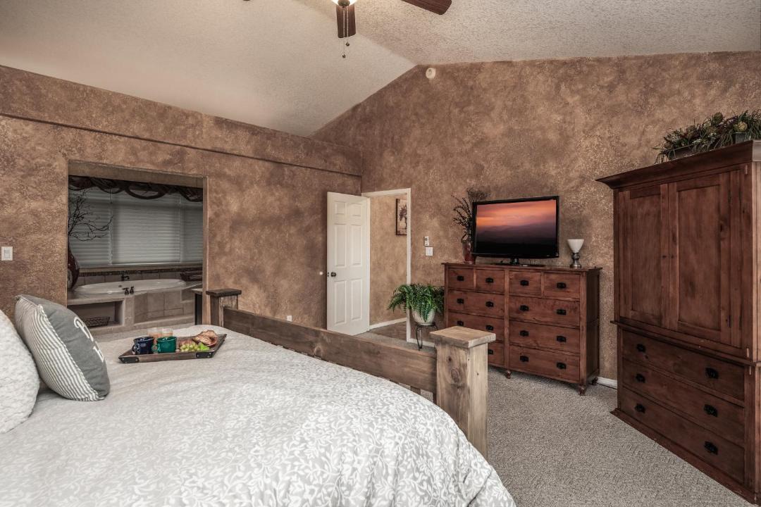 Photo of Bedroom in Derry