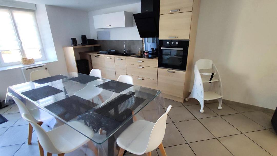 Photo of Kitchen in Sury