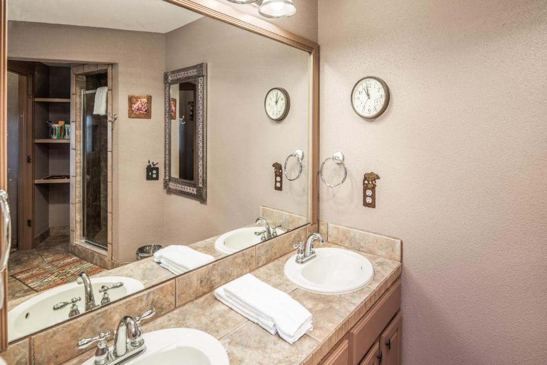 Photo of Bathroom in Alto