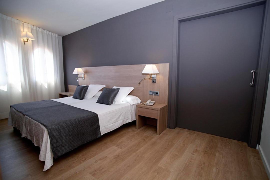 Photo of Bedroom in Caldes de Montbui