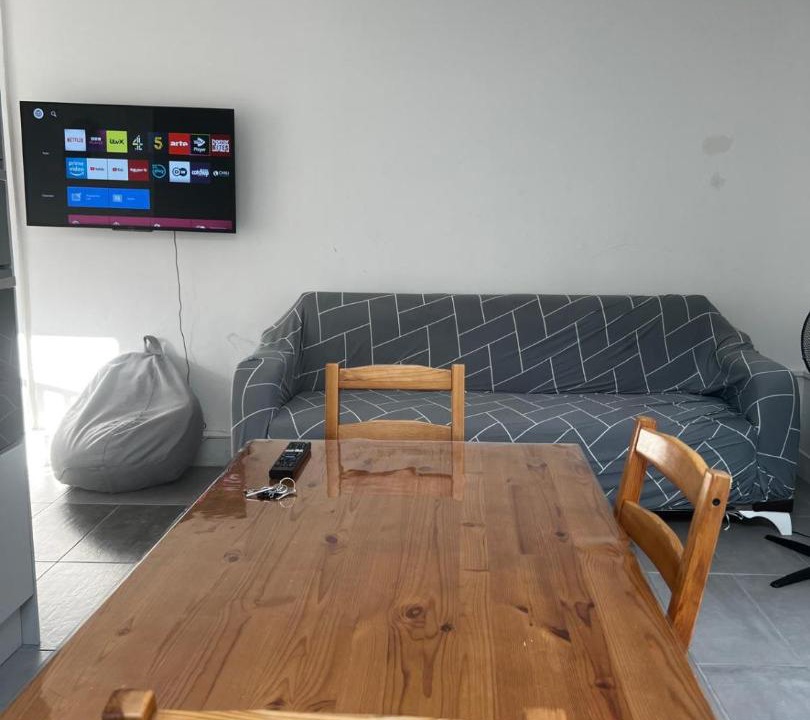 Photo of Livingroom in Enfield Highway